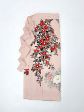 画像をギャラリービューアに読み込む, 椿模様・牡丹【フォーマルシュッケニ】