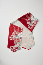 画像をギャラリービューアに読み込む, 【特長】桧垣地紋に閉じ扇総華模様⚠️難あり