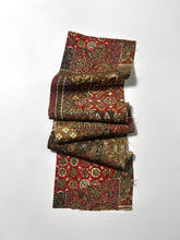 画像をギャラリービューアに読み込む, 紗綾型地紋に手染め更紗丸古典模様【M】