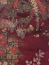 画像をギャラリービューアに読み込む, 膨れ織り出し金彩吹き花模様【ブラウス】