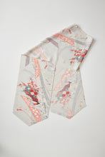 画像をギャラリービューアに読み込む, 【特長】紗綾型地紋に短冊・花車・扇模様