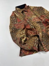 画像をギャラリービューアに読み込む, 紗綾型地紋に手染め更紗丸古典模様【M】
