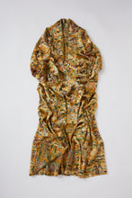 画像をギャラリービューアに読み込む, 抽象ぼやけ木々風景模様【六つ釦】