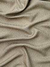 画像をギャラリービューアに読み込む, 白橡色【ケニあずま中】