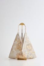 画像をギャラリービューアに読み込む, 花蝶唐草模様金銀糸【あずま型 中】特上