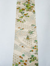 画像をギャラリービューアに読み込む, 笹葉に亀甲青海波古典模様【六つ釦】