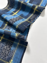 画像をギャラリービューアに読み込む, 絣暈し孔子に華模様紬【ケニジャン】