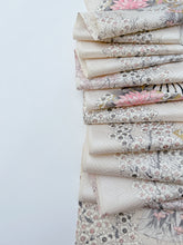 画像をギャラリービューアに読み込む, 総地紋の扇面枝梅花模様【ギャザータイプ】