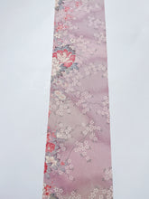 画像をギャラリービューアに読み込む, 大牡丹に金彩縁模様【四つ釦】