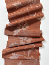画像をギャラリービューアに読み込む, 唐草華模様紬【ケニジャン】