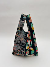 画像をギャラリービューアに読み込む, 斑点地紋に銀糸花模様・大【KBCコラボバッグ】