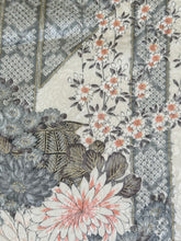 画像をギャラリービューアに読み込む, 菊尽くし地紋に花籠金彩模様【ティアード】