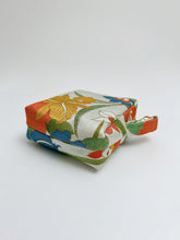 画像をギャラリービューアに読み込む, 藍白大花模様金彩縁【大】