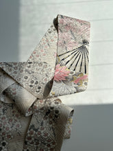 画像をギャラリービューアに読み込む, 総地紋の扇面枝梅花模様【特短】