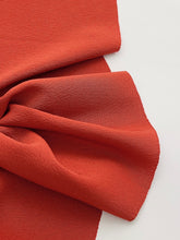 画像をギャラリービューアに読み込む, 織り出し無地の朱色