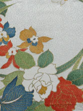 画像をギャラリービューアに読み込む, 藍白大花模様金彩縁【大】