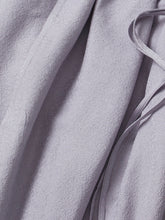 画像をギャラリービューアに読み込む, 白藤色の織り出し色無地【絹】