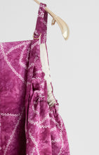 画像をギャラリービューアに読み込む, 絞り染絵【サイドギャザーワンピース】