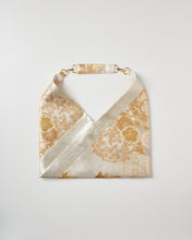 画像をギャラリービューアに読み込む, 【あずま型 中】梅楓笹橘丸華模様