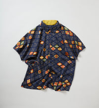 画像をギャラリービューアに読み込む, 亀甲尽くし地紋に花菱蝶菱絵模様【L】