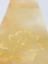 画像をギャラリービューアに読み込む, 大花地紋の線描き模様【六つ釦】