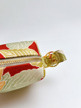 画像をギャラリービューアに読み込む, 抽象梅地紋模様【大】