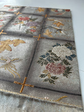 画像をギャラリービューアに読み込む, 格子に花鳥模様、暈し織り帯【あずま型大】