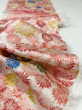 画像をギャラリービューアに読み込む, 5周年・
変わり椿地紋に菊模様尽くし【ケニベス】