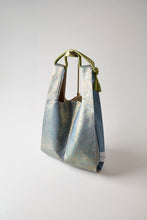 画像をギャラリービューアに読み込む, 箔散らし金彩×濁り青引箔【ケニショ・大】