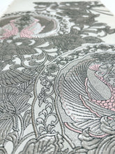 画像をギャラリービューアに読み込む, 唐織麗彩花鳥模様プラチナ箔【ケニショ・小】