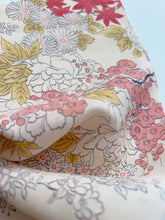 画像をギャラリービューアに読み込む, 5周年・
暈し地紋に梅楓牡丹花模様【化繊】