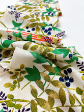 画像をギャラリービューアに読み込む, 草枝実模様【ギャザータイプ】