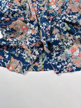 画像をギャラリービューアに読み込む, 鼓に紐枝梅模様紗綾型地紋【S】