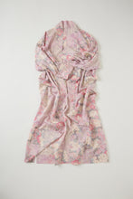 画像をギャラリービューアに読み込む, 大牡丹に金彩縁模様【四つ釦】