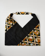 画像をギャラリービューアに読み込む, 唐織の菱華丸模様【あずま型 大】