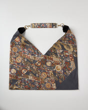 画像をギャラリービューアに読み込む, 唐織の流水松竹梅模様【あずま型 大】