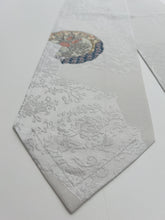 画像をギャラリービューアに読み込む, 草花絵皿模様に総菱欠け模様地紋【長】