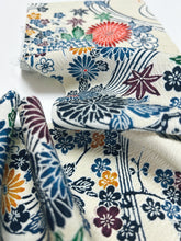 画像をギャラリービューアに読み込む, 流水に草花型染【サイドギャザーワンピース】