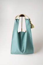 画像をギャラリービューアに読み込む, 更紗模様・引箔【ケニショ・大】