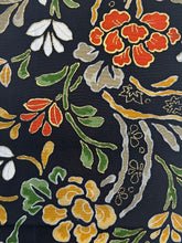 画像をギャラリービューアに読み込む, 花唐草模様に金彩縁【長丈シュッケニ・丈91㎝】