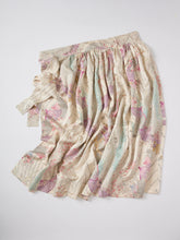 画像をギャラリービューアに読み込む, 波型地紋に重ね扇模様【ギャザータイプ】