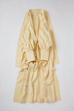 画像をギャラリービューアに読み込む, 斑点地紋に水彩花模様【六つ釦】