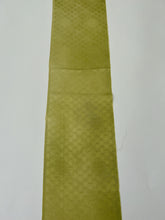 画像をギャラリービューアに読み込む, 七宝地紋尽くし花模様【六つ釦】