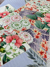 画像をギャラリービューアに読み込む, 色紙重ね花模様幾何波地紋【ギャザータイプ】