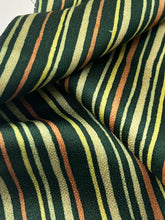 画像をギャラリービューアに読み込む, 縦縞模様【四つ釦】