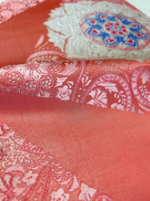 画像をギャラリービューアに読み込む, 正倉院天井に丸華模様【ケニガマ・大】