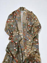 画像をギャラリービューアに読み込む, 膨れ織に荻菊蝶模様【四つ釦】