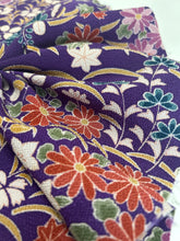 画像をギャラリービューアに読み込む, 鬼しぼ縮緬・四季の草花模様【サイドギャザーワンピース】