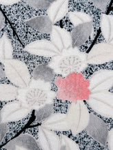 画像をギャラリービューアに読み込む, のり散らし地に枝桜模様【シュッケニ】