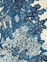 画像をギャラリービューアに読み込む, 古典御所に菊模様【ティアード】